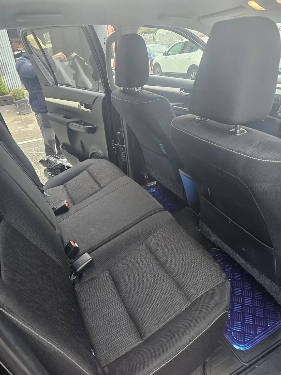 Toyota Hilux 2016 - Image 4