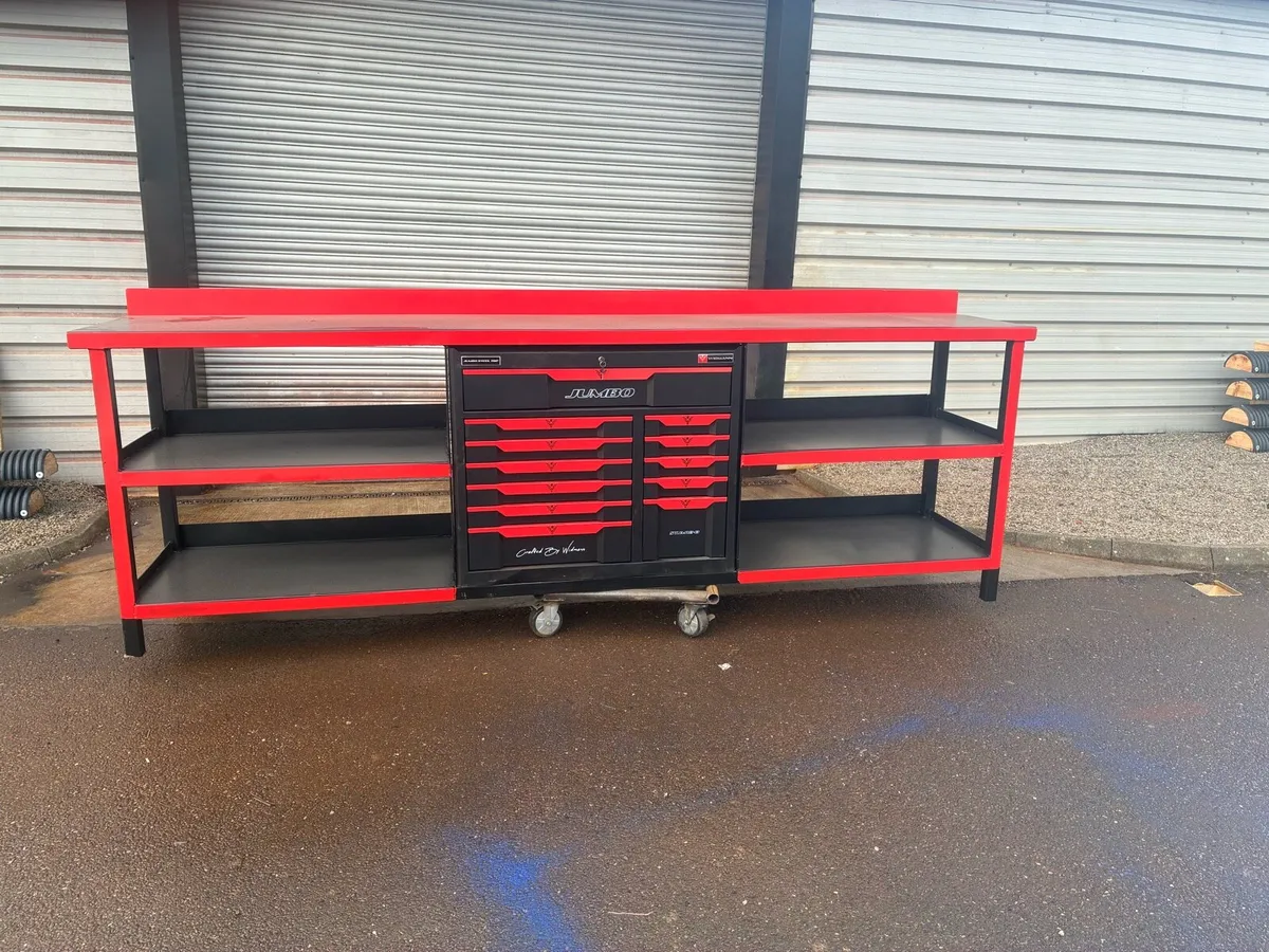 Farm yard work bench - Image 4