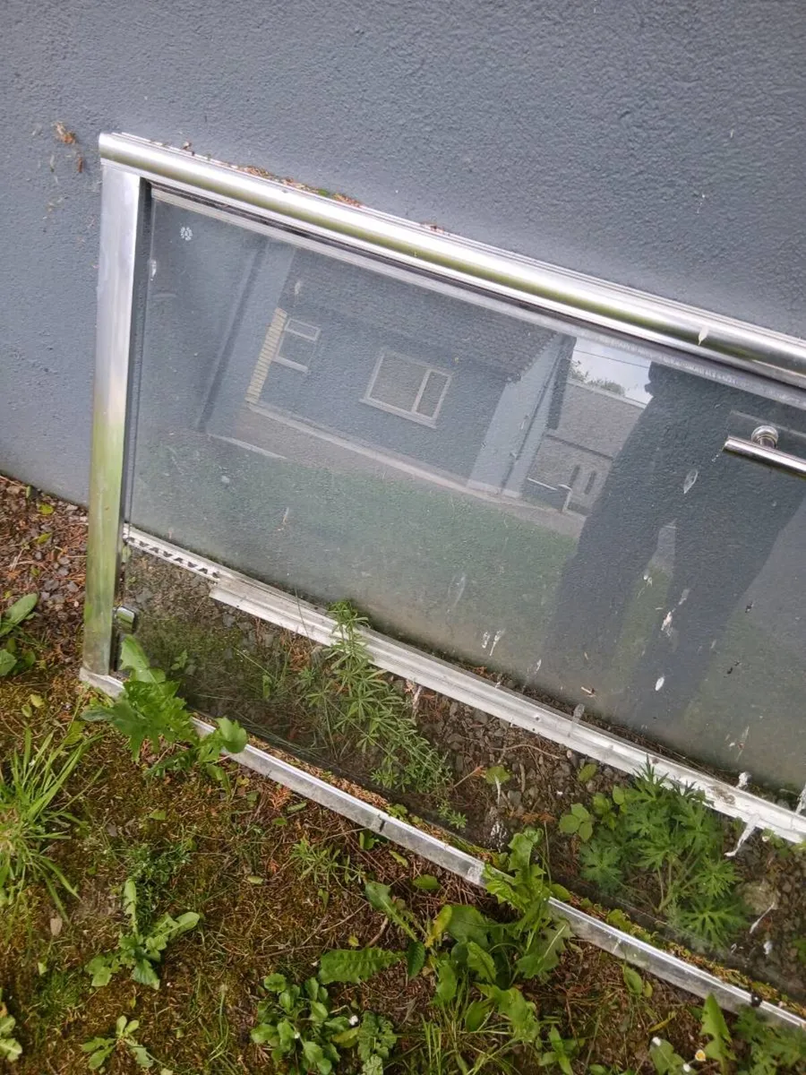 Shower door - Image 1