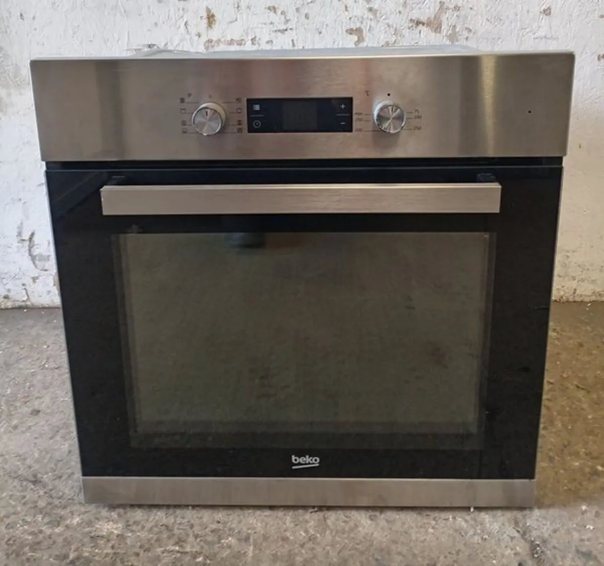 Single Oven - Image 1
