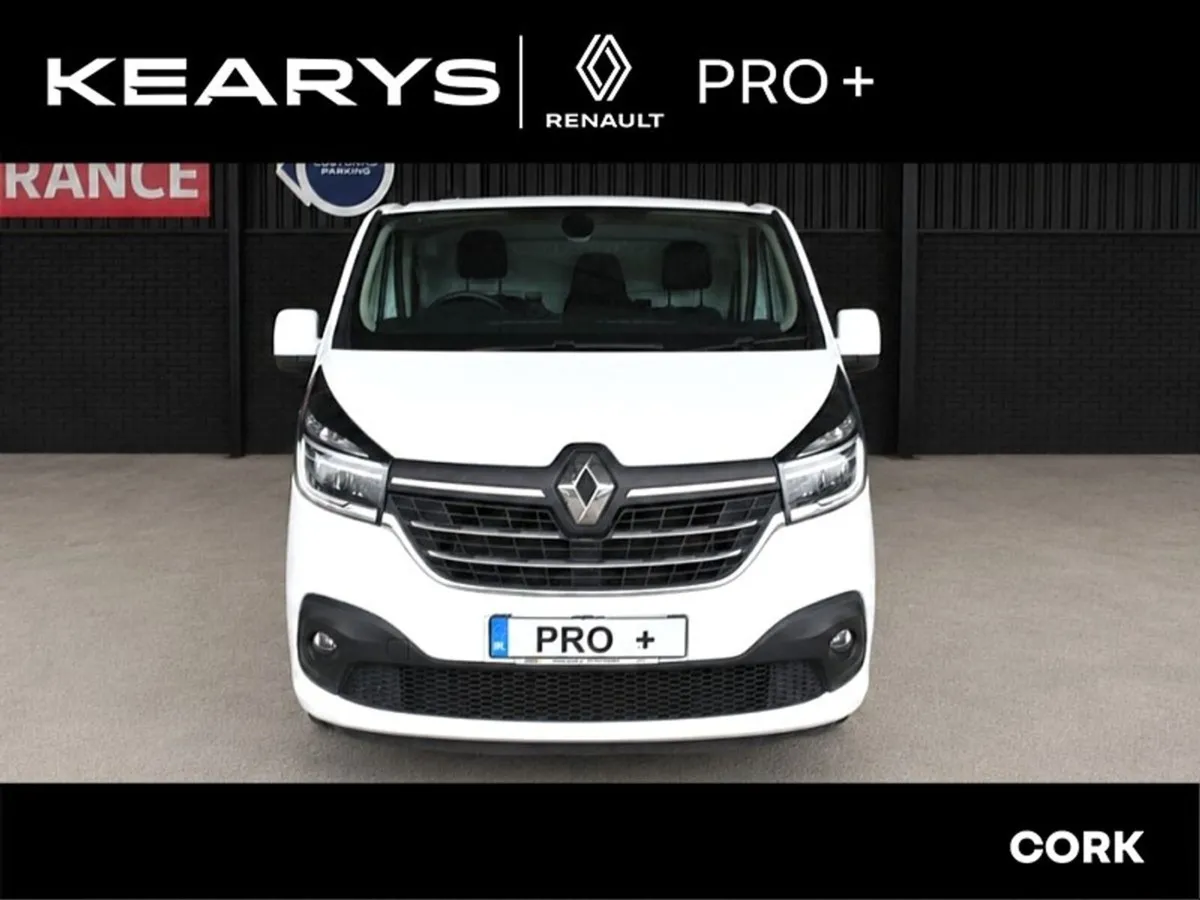 Renault Trafic LL30 Energy dCi 145 Sport MY19 - Image 3