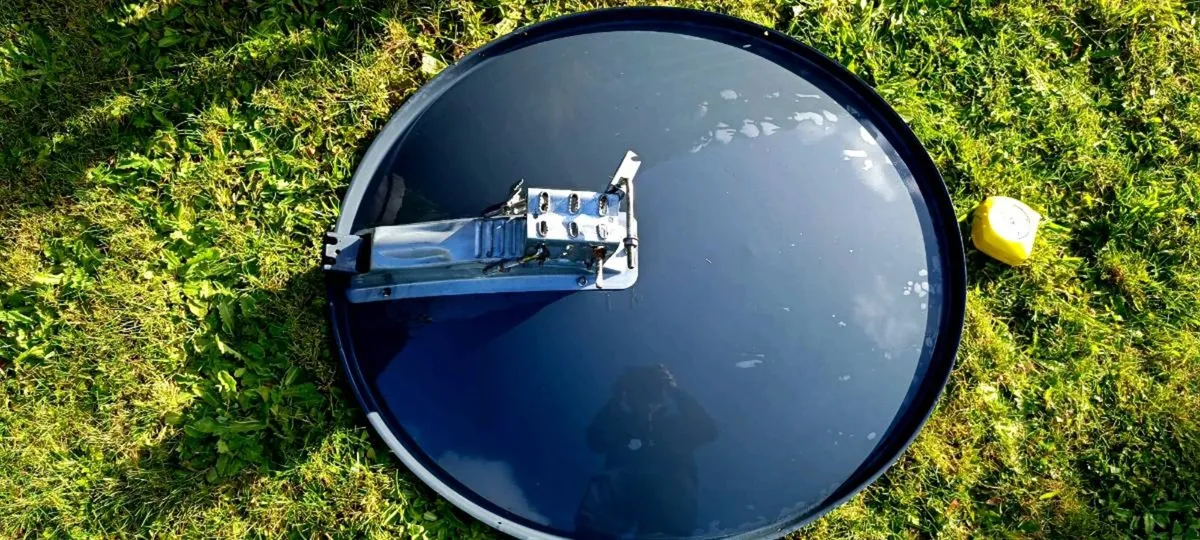 Satellite dish and lnb - Image 2