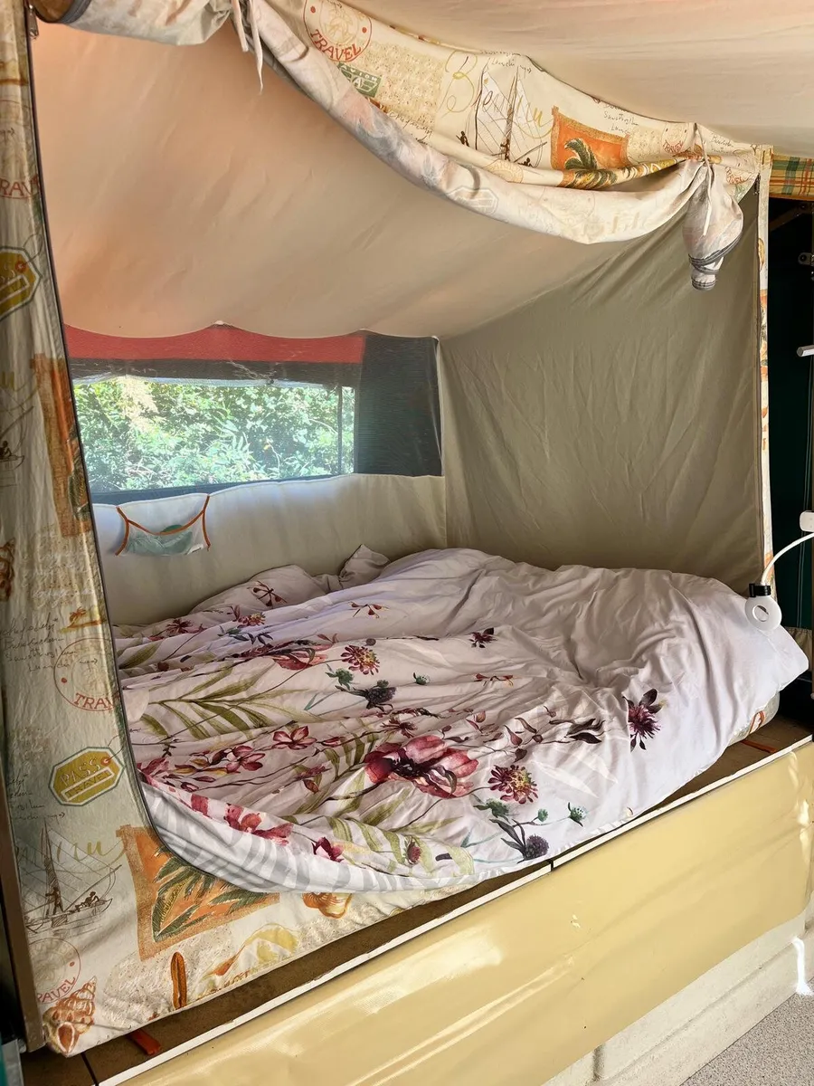 Raclet Trailer Tent - Image 4