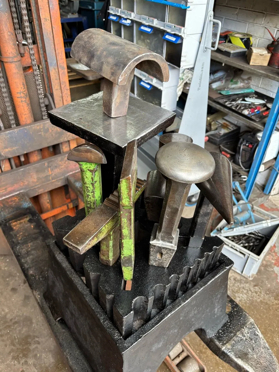 SEAGE BLOCK new never used. TOOLS 12” - Image 1