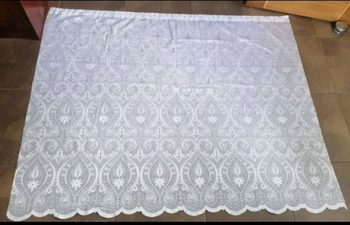 4 Net Curtains - Image 2