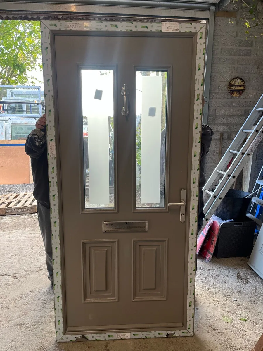 Door - Image 3