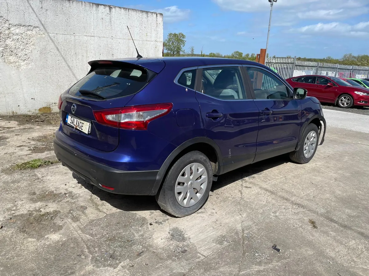 2017 Nissan Qashqai - Image 4