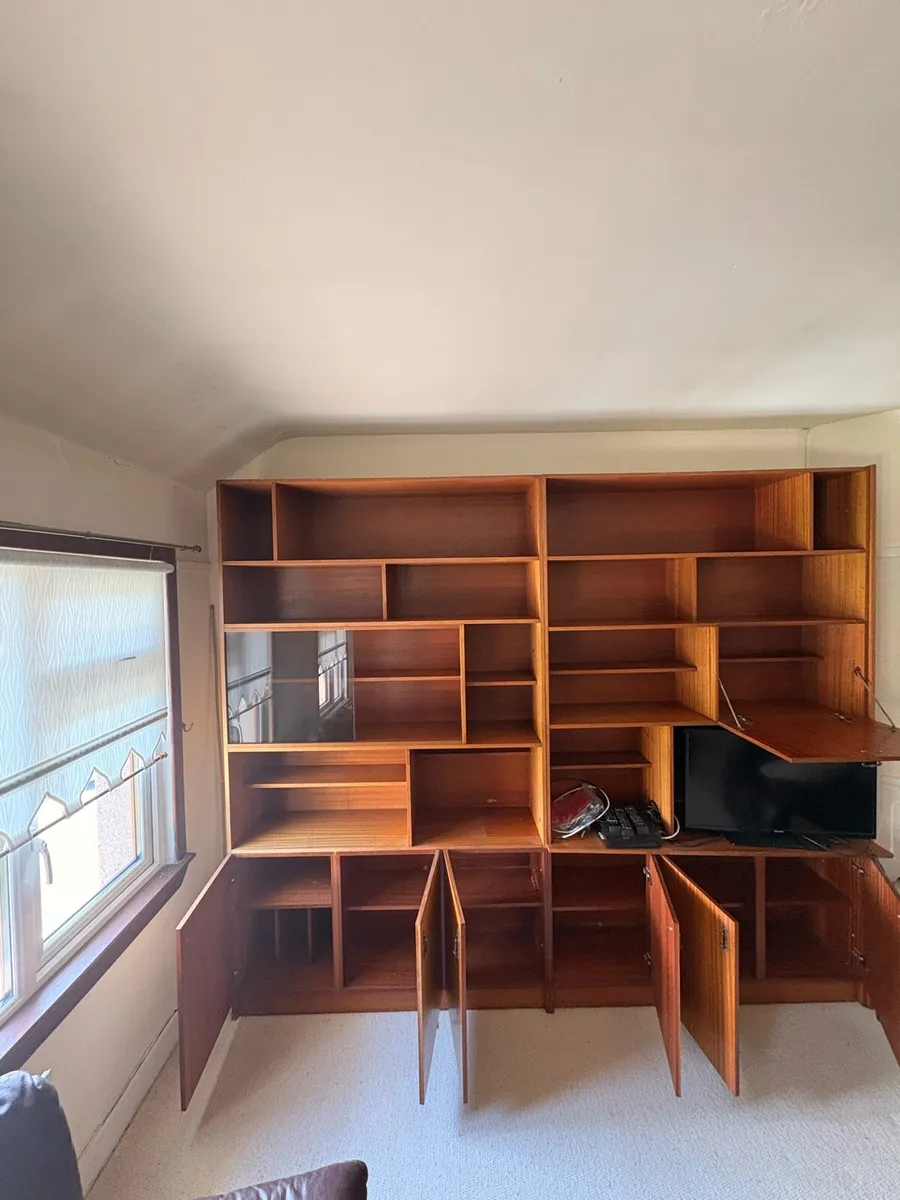 Free standing units - Image 4