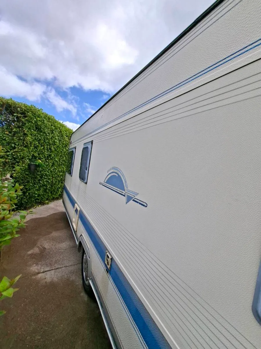 Adria 4/5 berth - Image 3