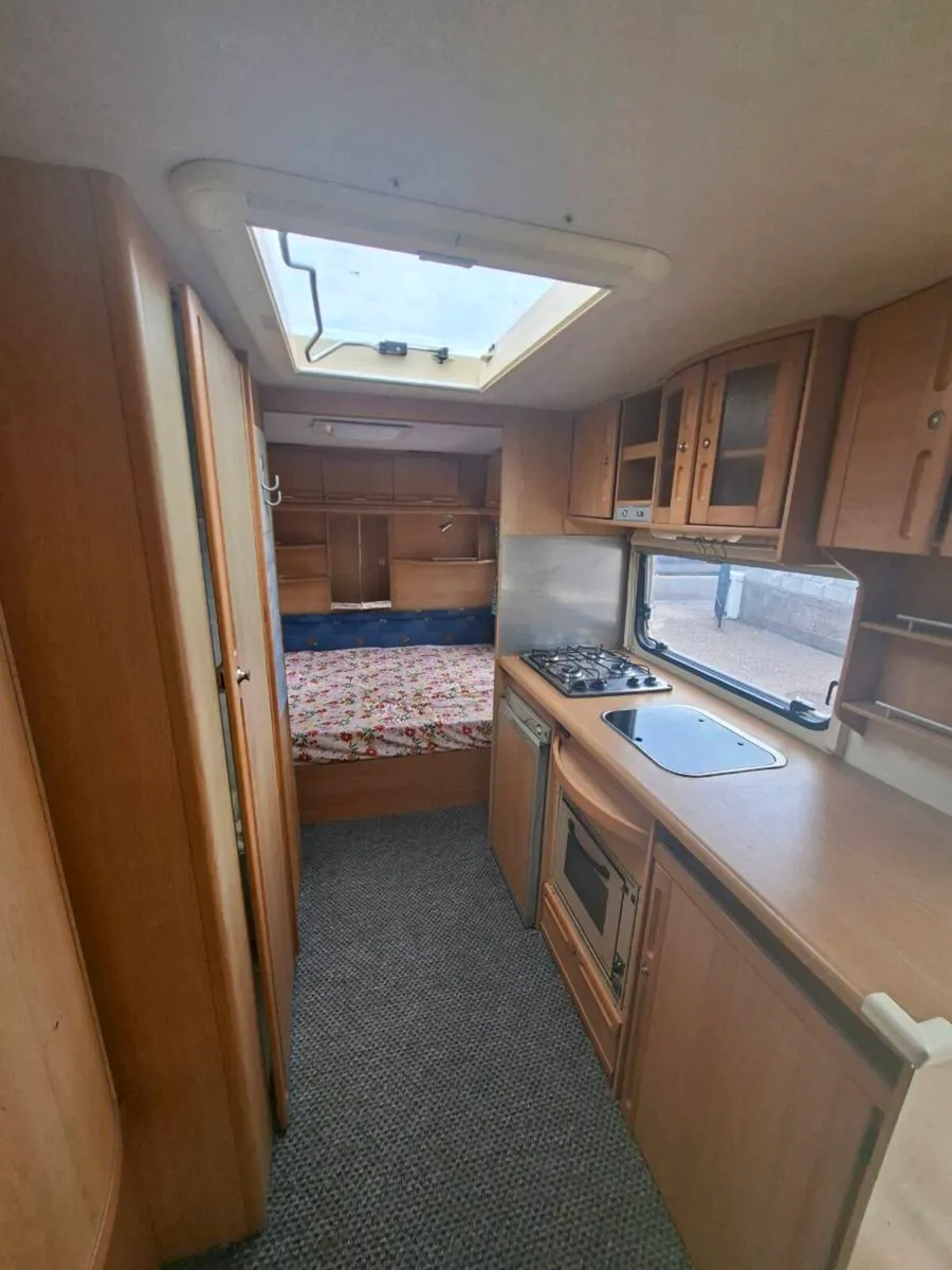 Adria 4/5 berth - Image 4