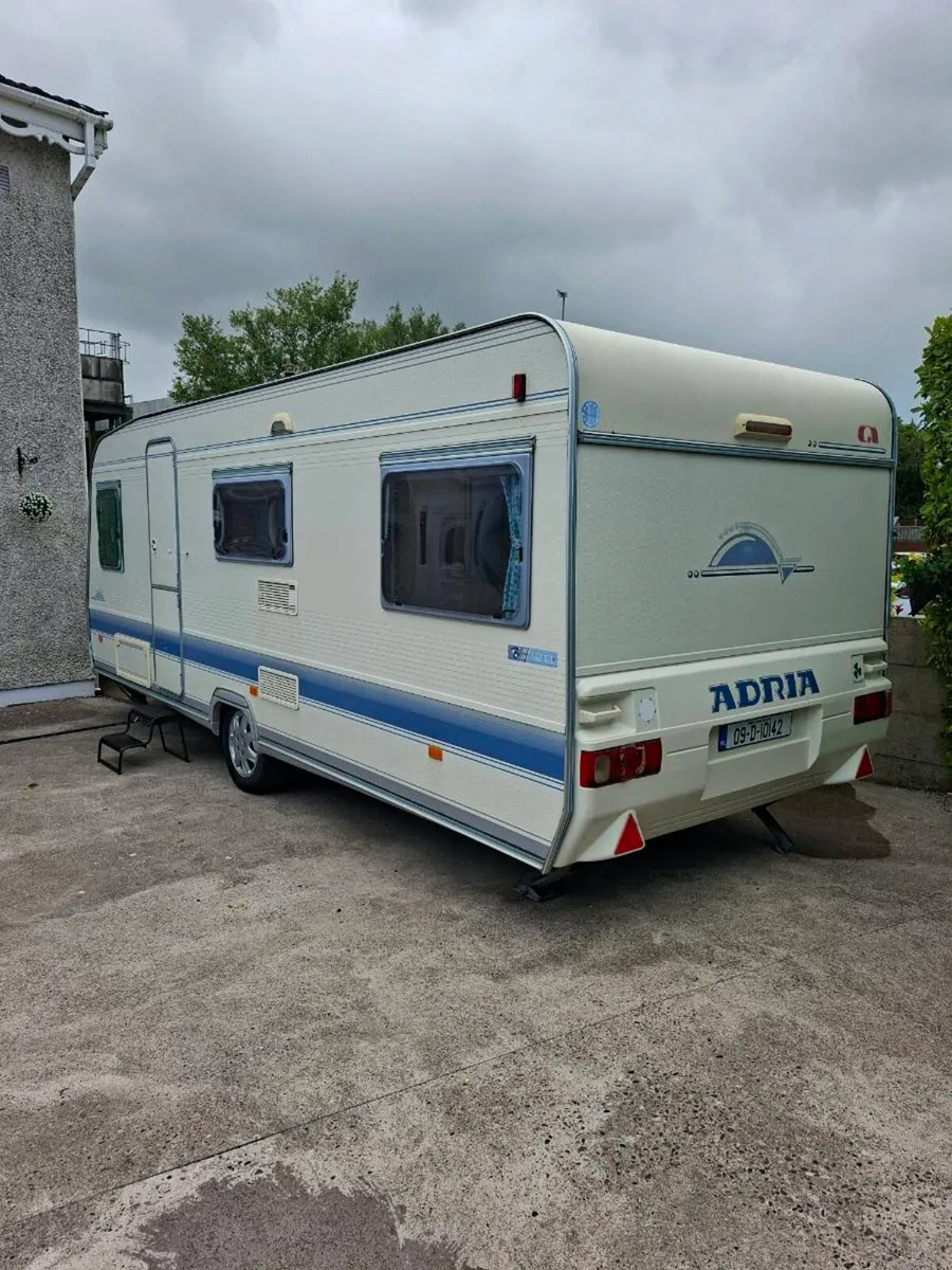 Adria 4/5 berth - Image 1