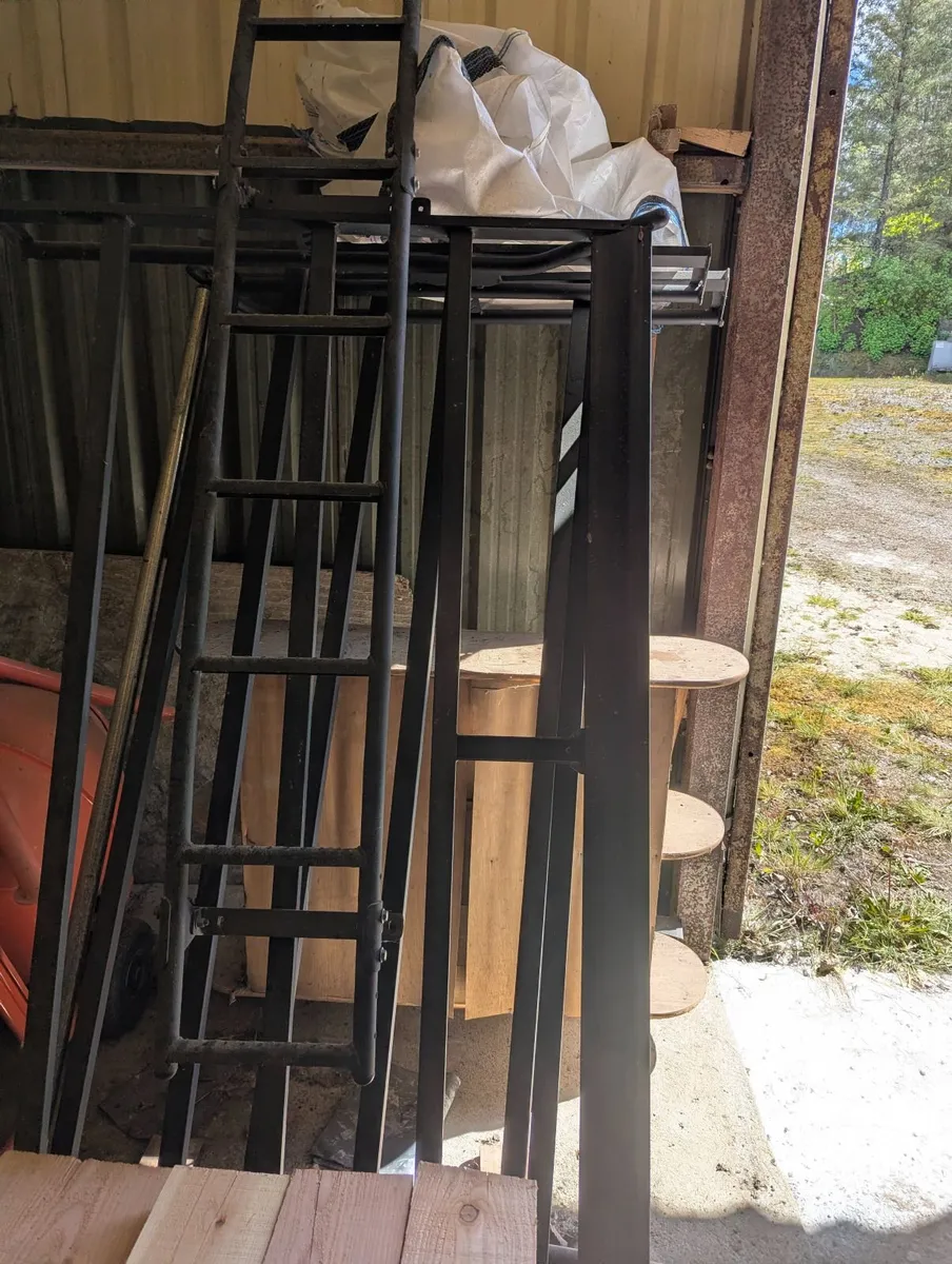 Rhino roof rack