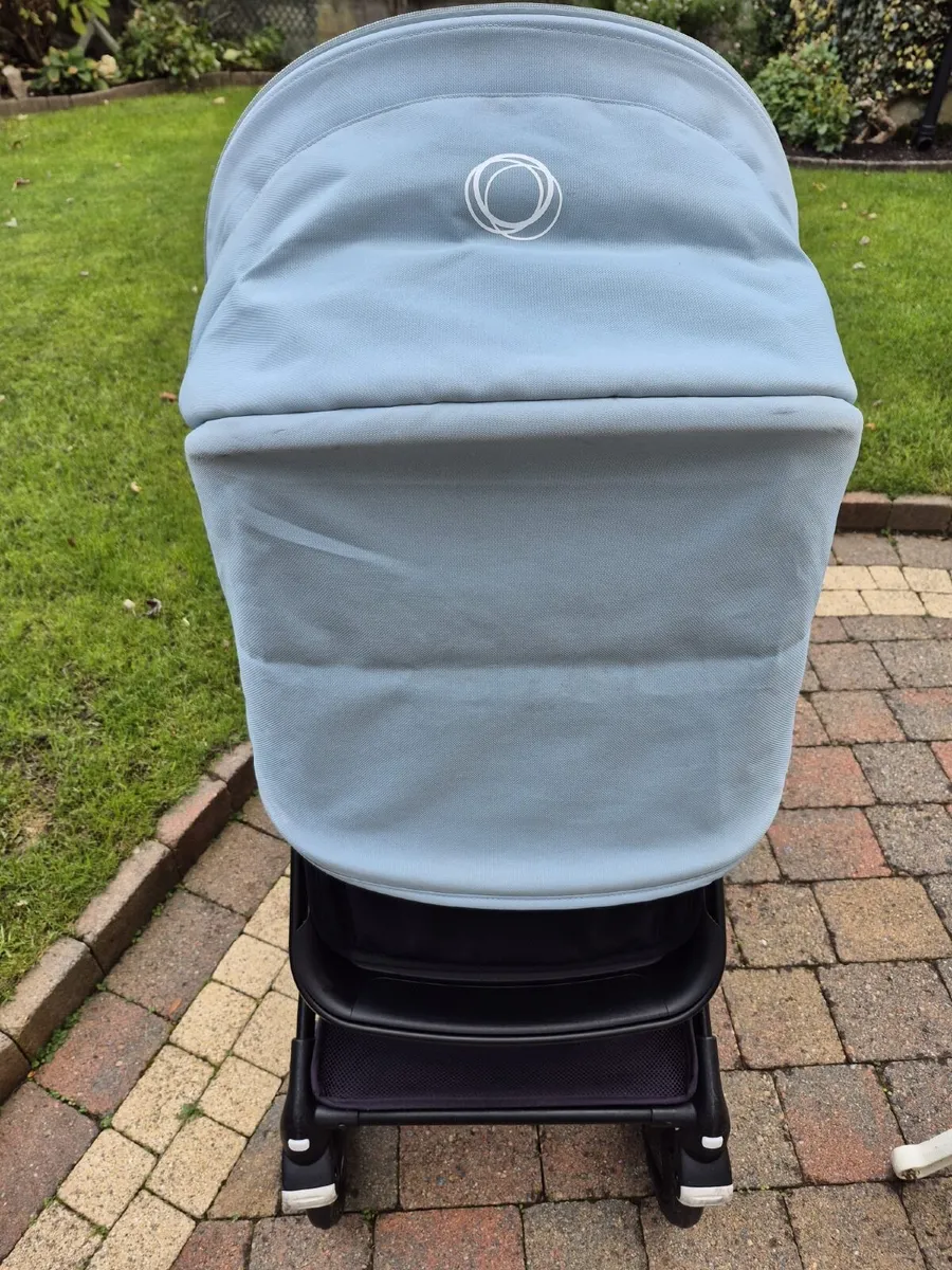 Bugaboo Fox 2 seat and bassinet stroller - Image 2