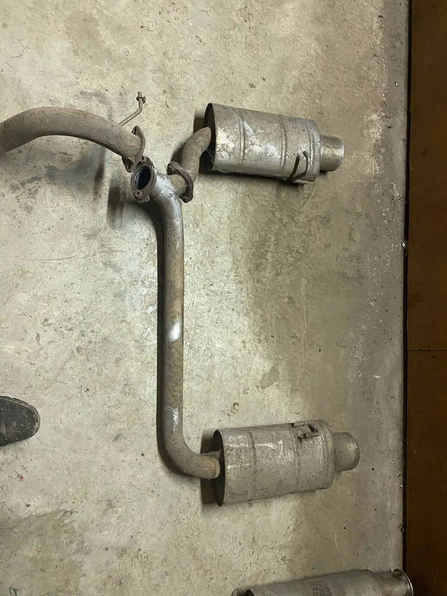 Exhaust & brake discs - Image 4