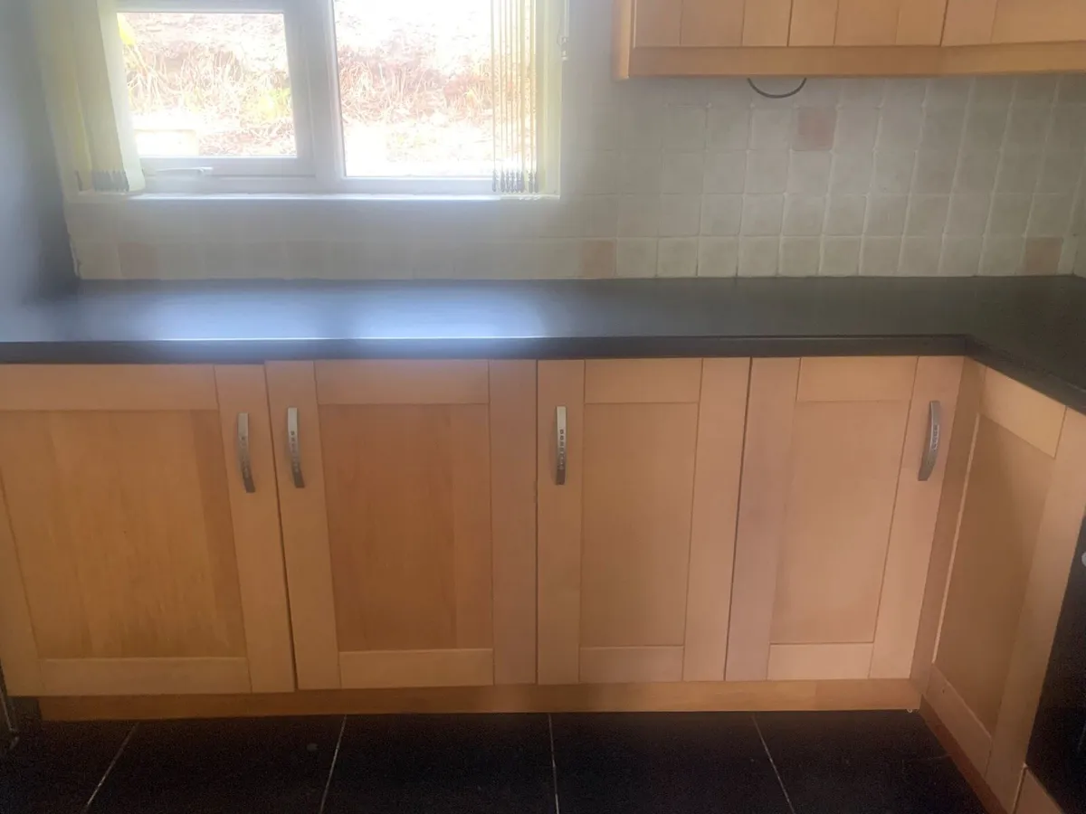 Kitchen units - Image 2