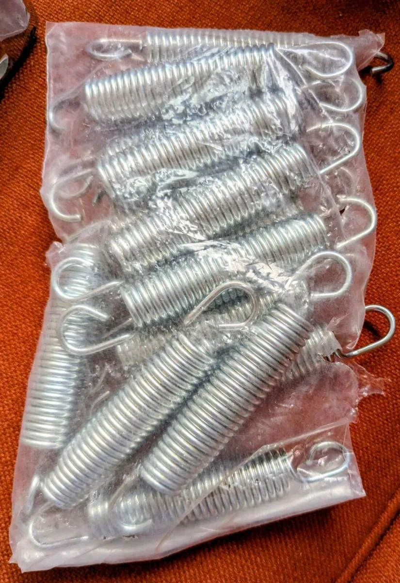 Trampoline springs - Image 2