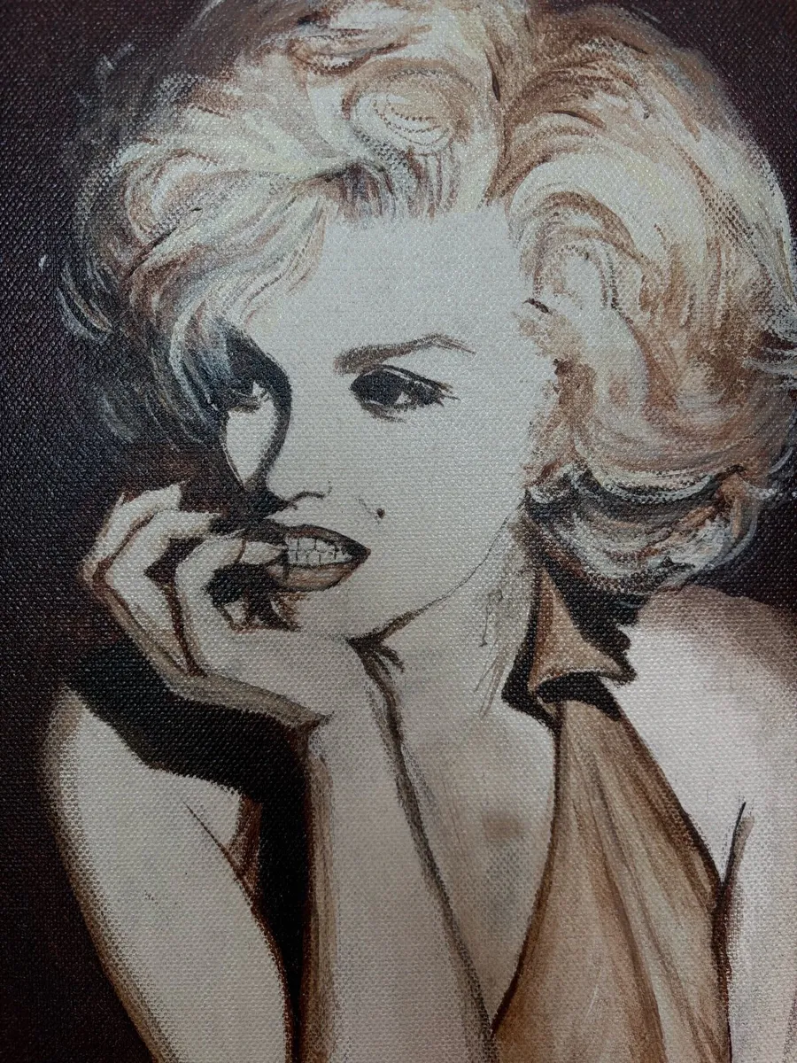 Painting Marilyn Monroe - Image 2
