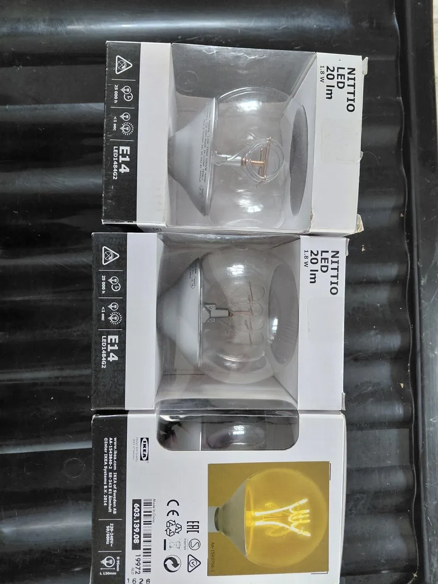 Ceiling light fittings - Image 1