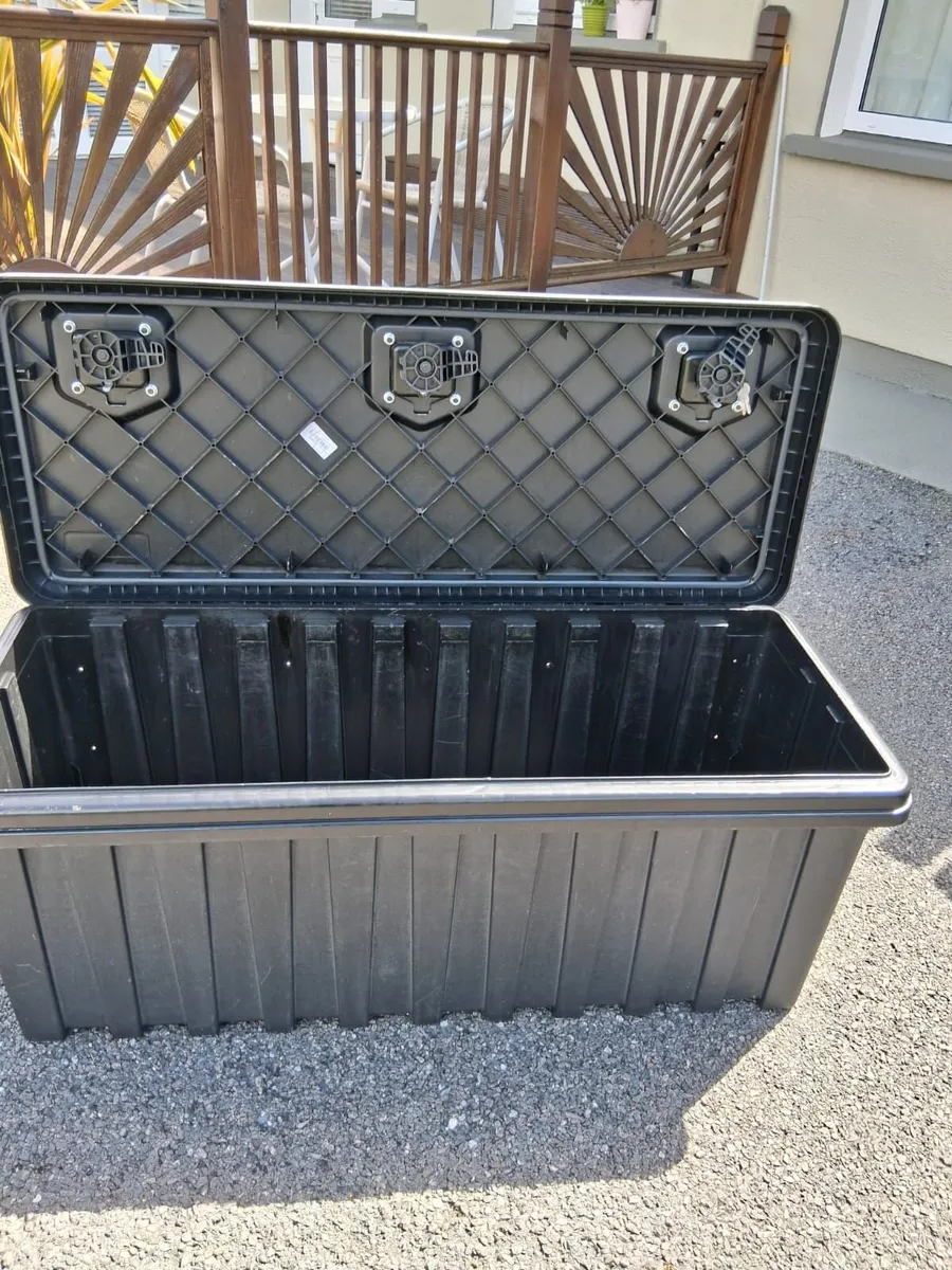 Storage box + support frame - Image 2