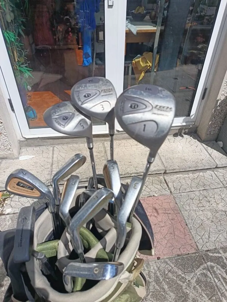 golf clubs - Image 1