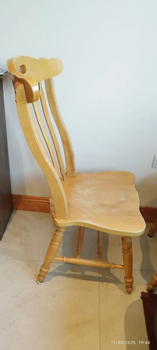 6 Kitchen Chairs - Image 3