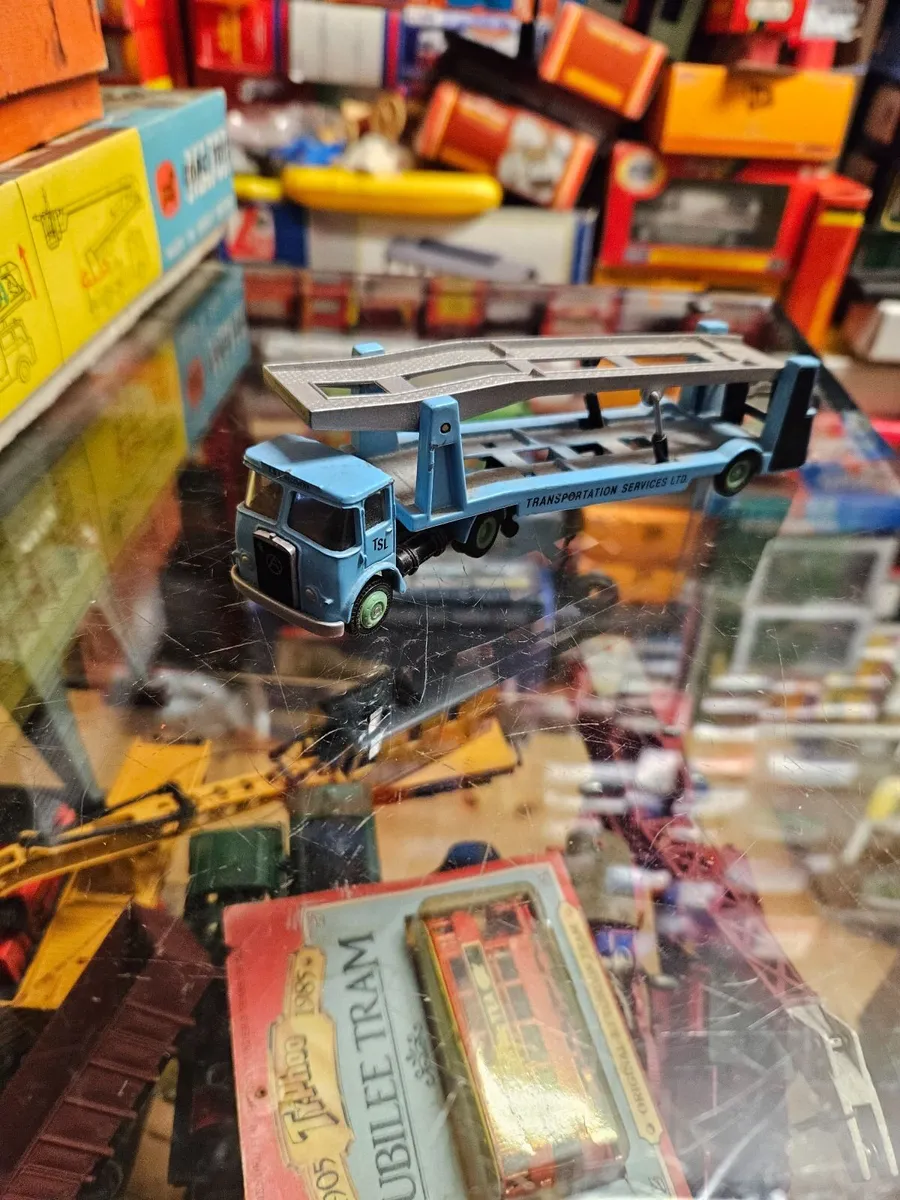 Corgi EFE Car Transporter - Image 4
