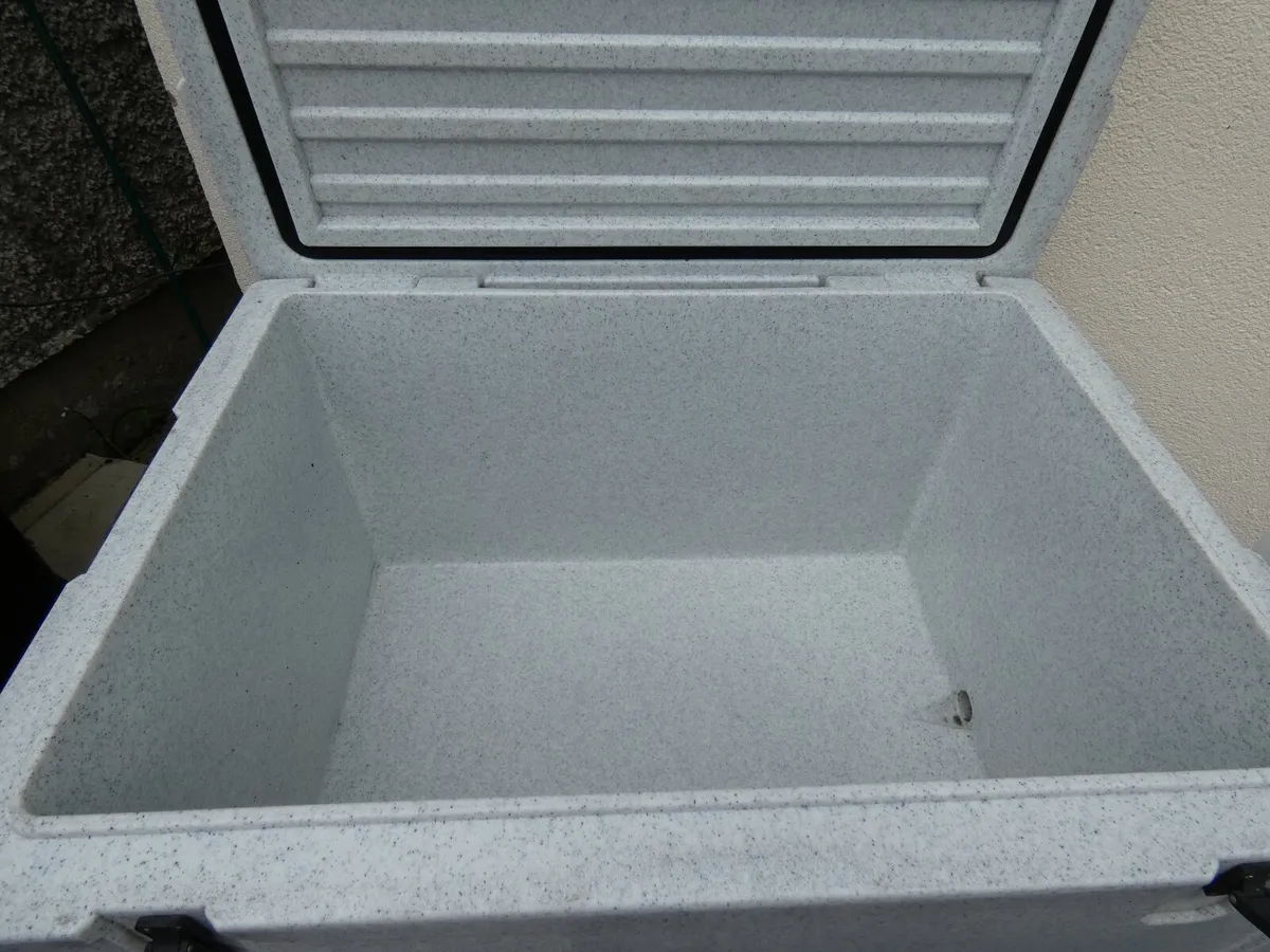 Waeco Cool-Ice Ice Box 68L - Image 2