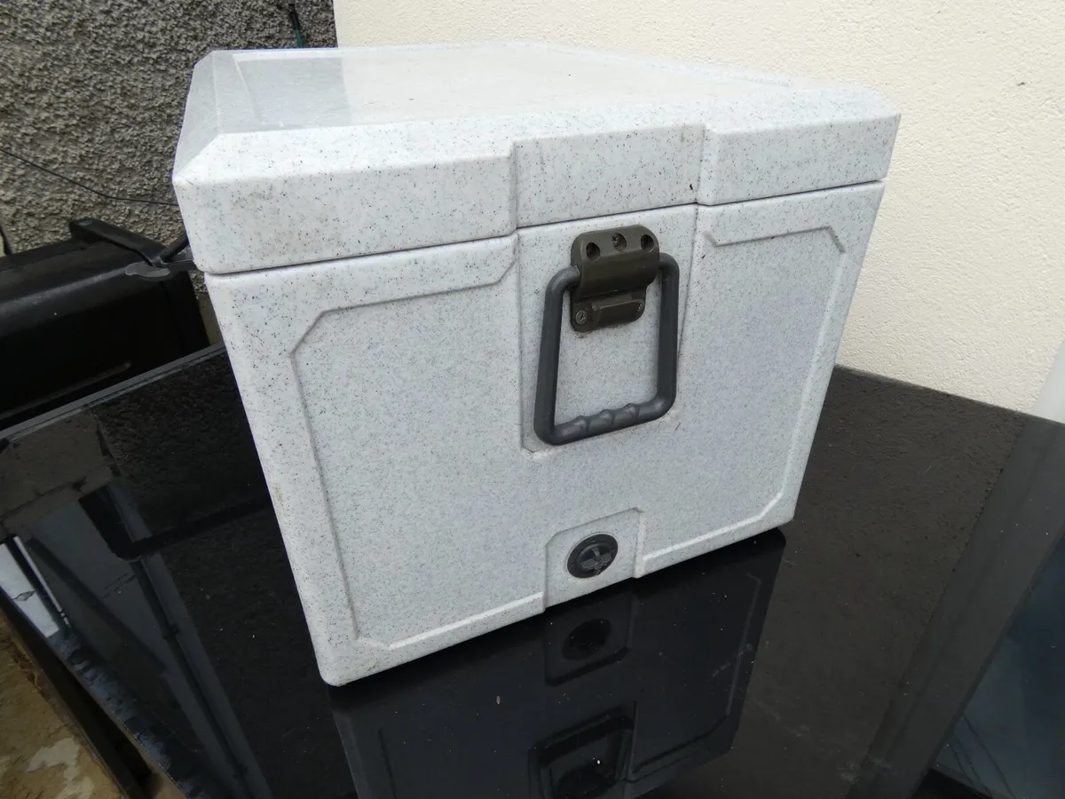 Waeco Cool-Ice Ice Box 68L - Image 3