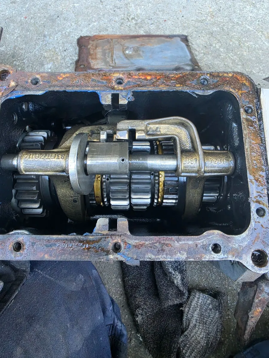 Ford escort type 9 gearbox  4age - Image 1
