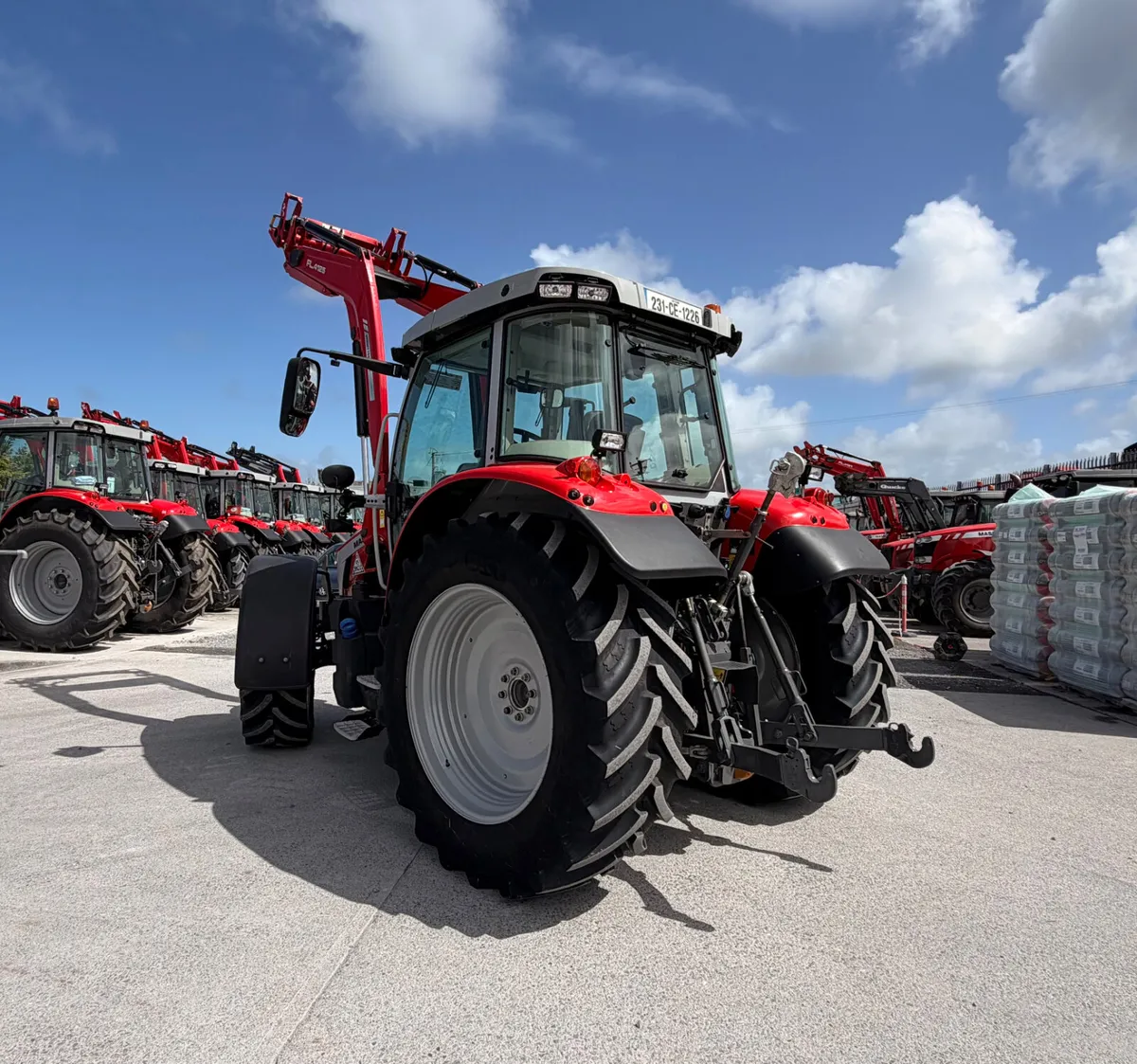 Massey Ferguson 5s 125 - Image 4