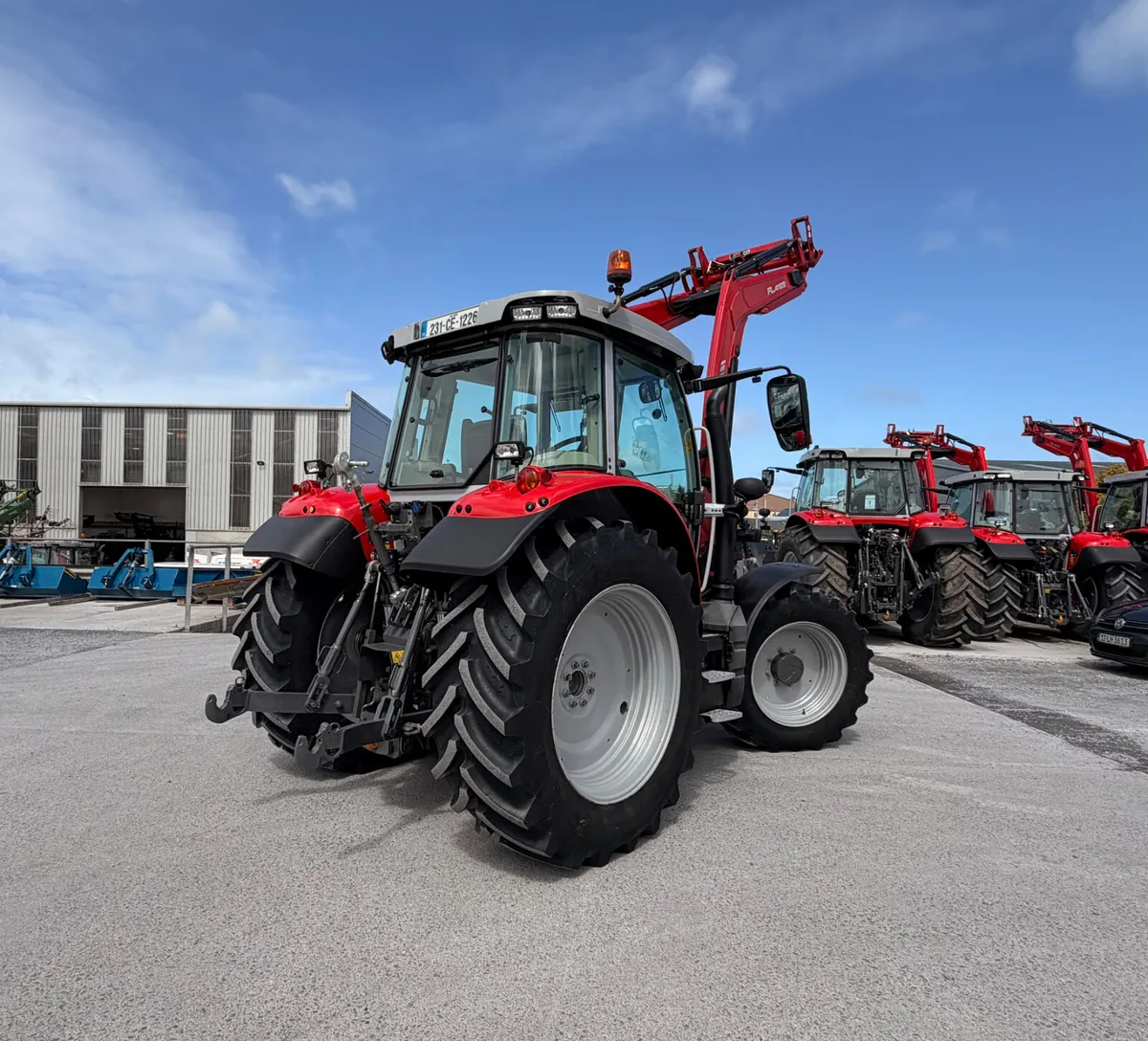 Massey Ferguson 5s 125 - Image 2