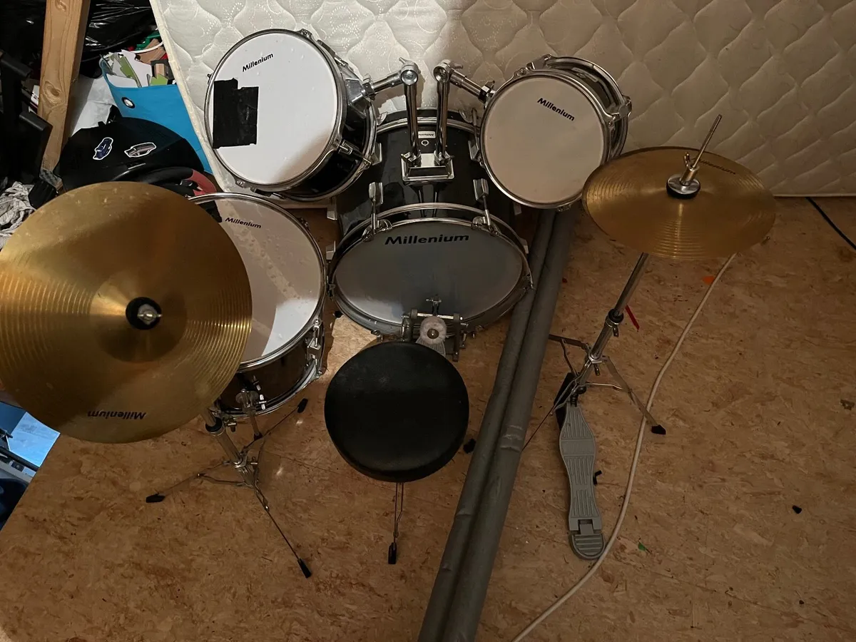 Drum kit