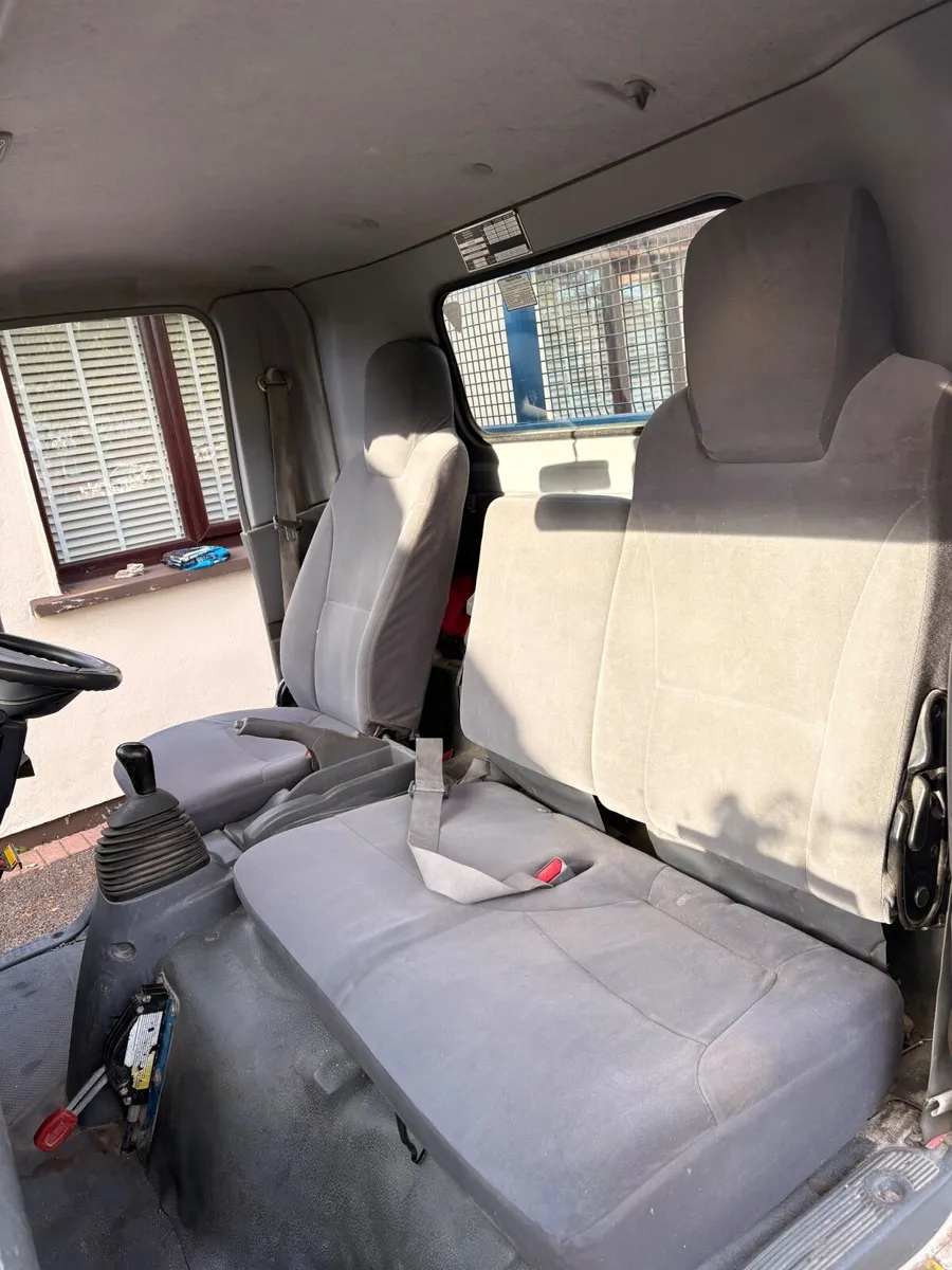 Isuzu Other 2015 - Image 4