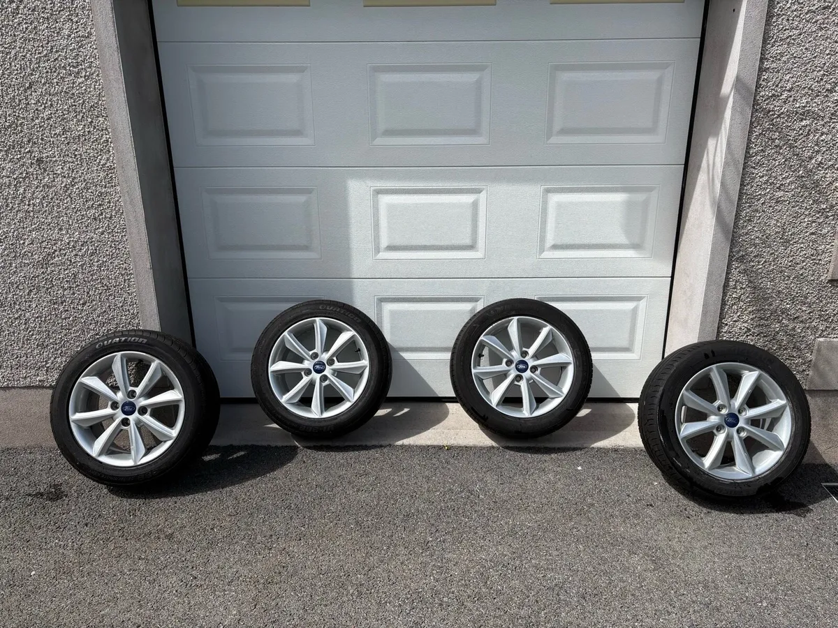 Four Genuine 2019 Ford Festa rims and tyres. - Image 1