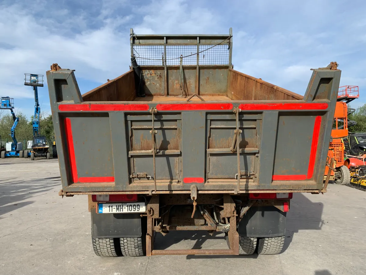 UNRESERVED 2011 RENAULT PREMIUM 18T TIPPER - Image 4