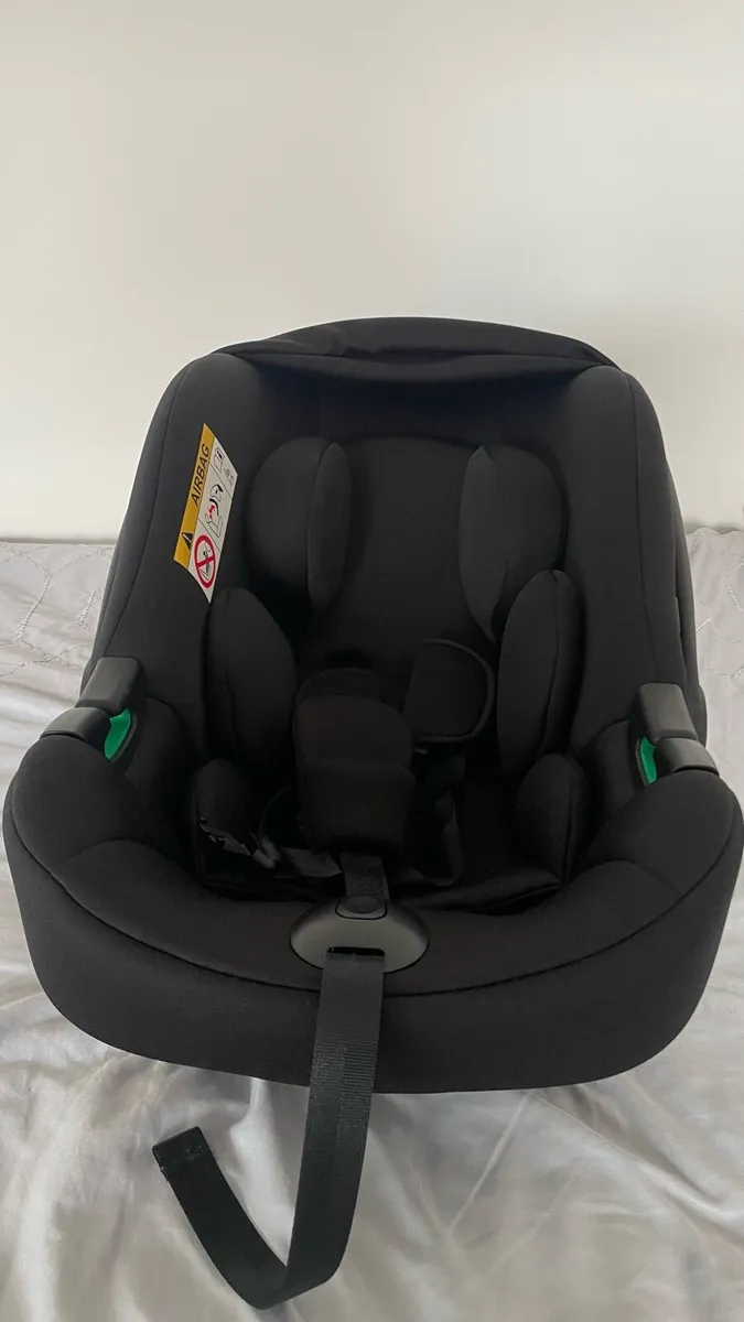 Enfasafe i-Size Infant Car Seat — €50 - Image 1