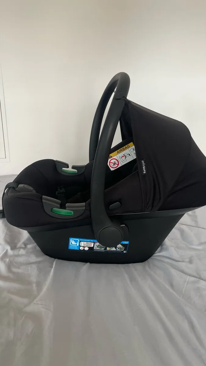 Enfasafe i-Size Infant Car Seat — €50 - Image 4