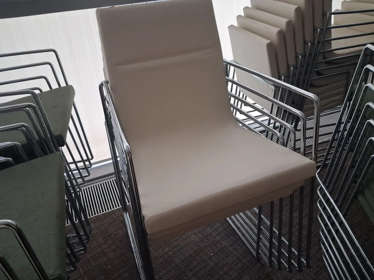 Online Auction Of Various Stackable Chairs - Image 2