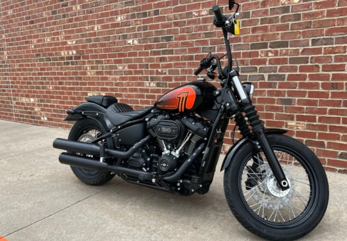 Harley Davidson 114 Streetbob. - Image 1