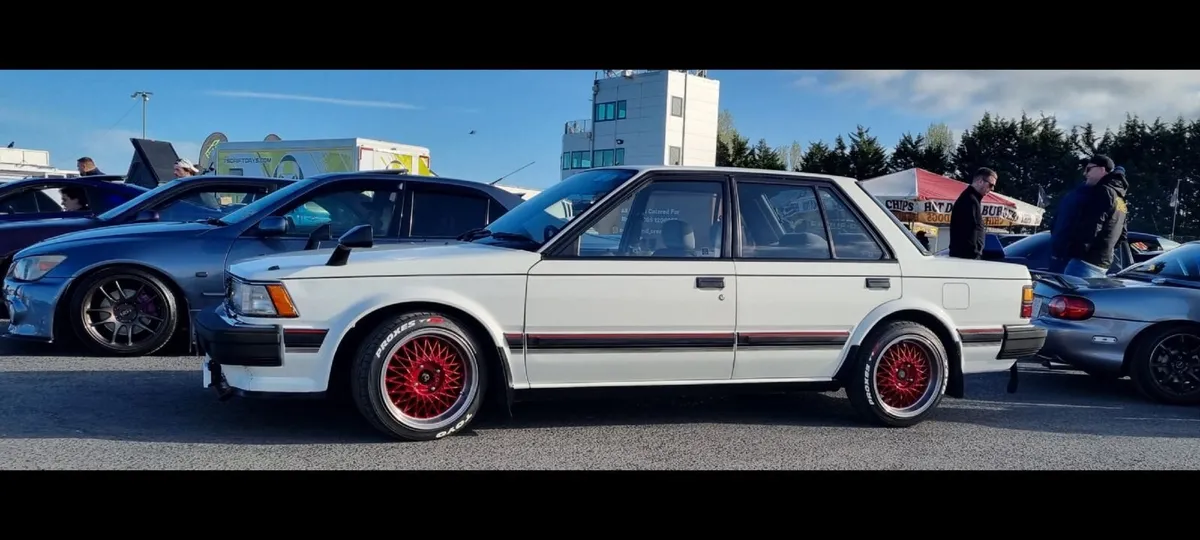 Nissan bluebird Turbo - Image 3