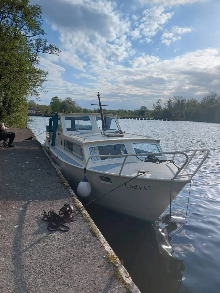 30 Foot Dutch Steel Cruiser 6 berth - Image 2