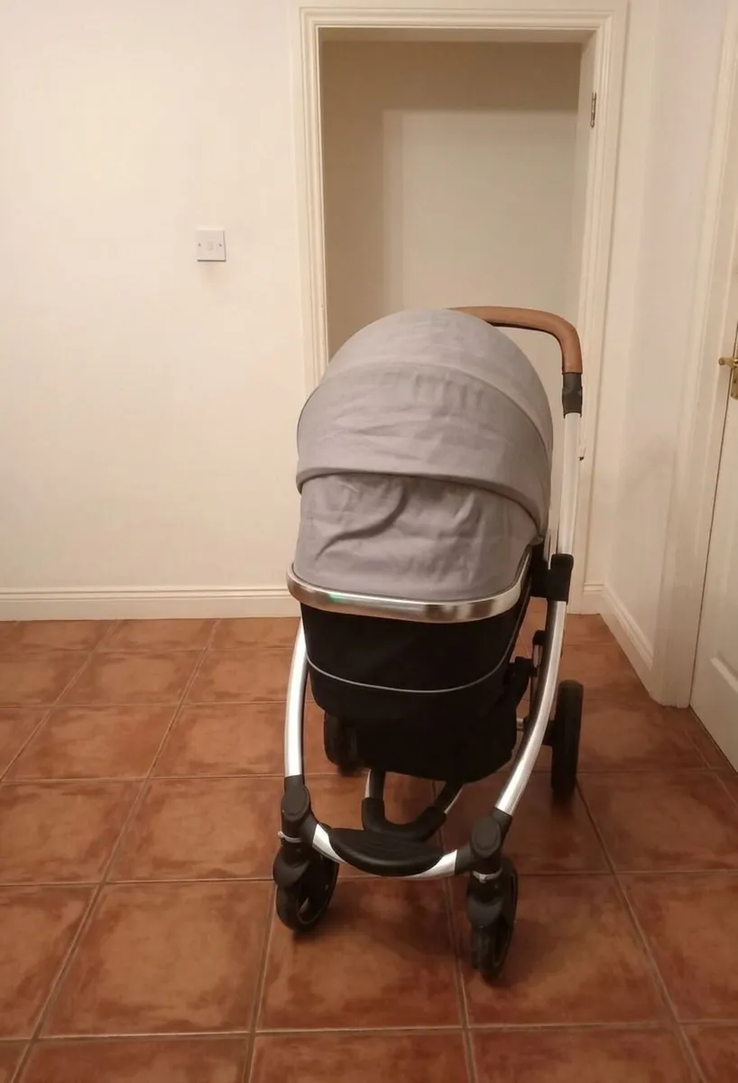 Infababy Stroller/Travel System with Carrycot - Image 3