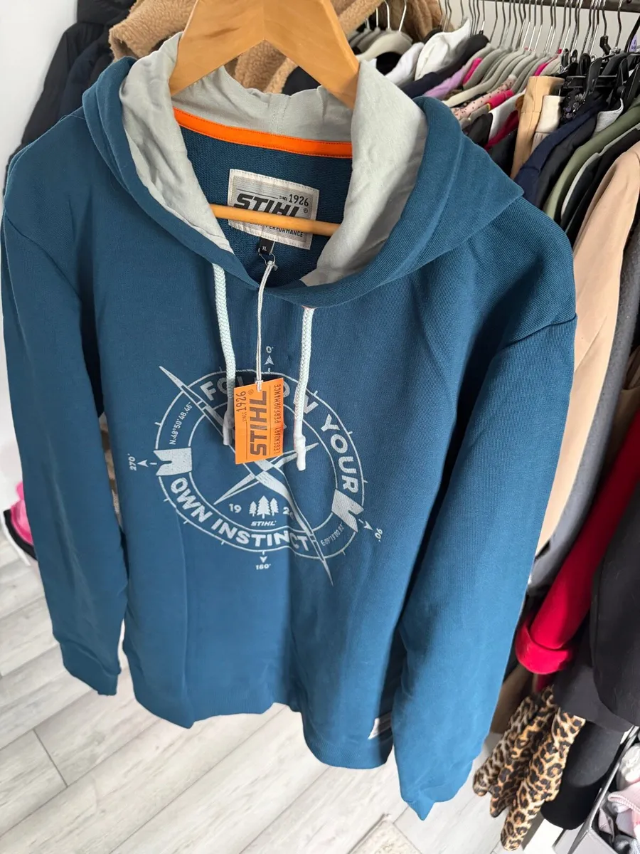 2 Stihl hoodies - Image 1