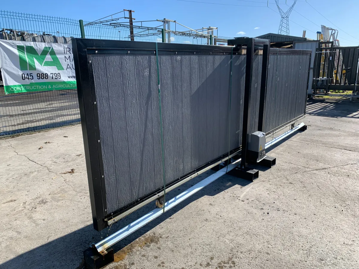 NEW/UNUSED 16FT X 4.6FT ELECTRIC GATE FOR AUCTION - Image 4