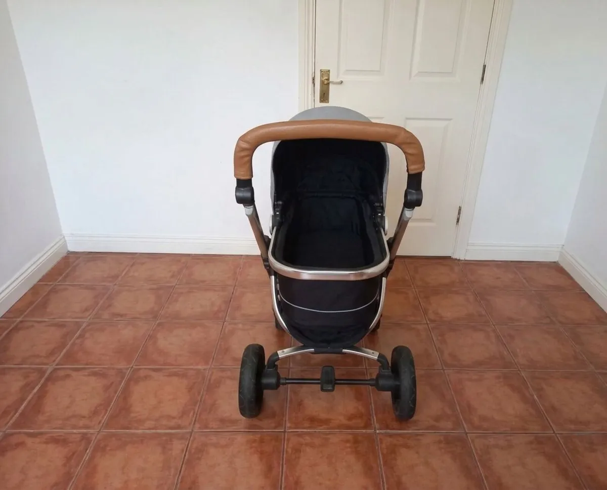 Infababy Stroller/Travel System with Carrycot - Image 4