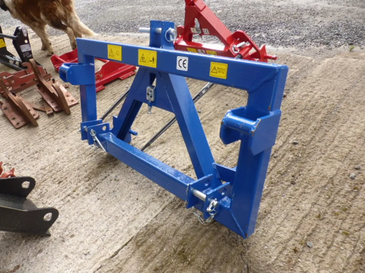 3 Point Linkage or A Frame to Euro 8 Adaptor - Image 2