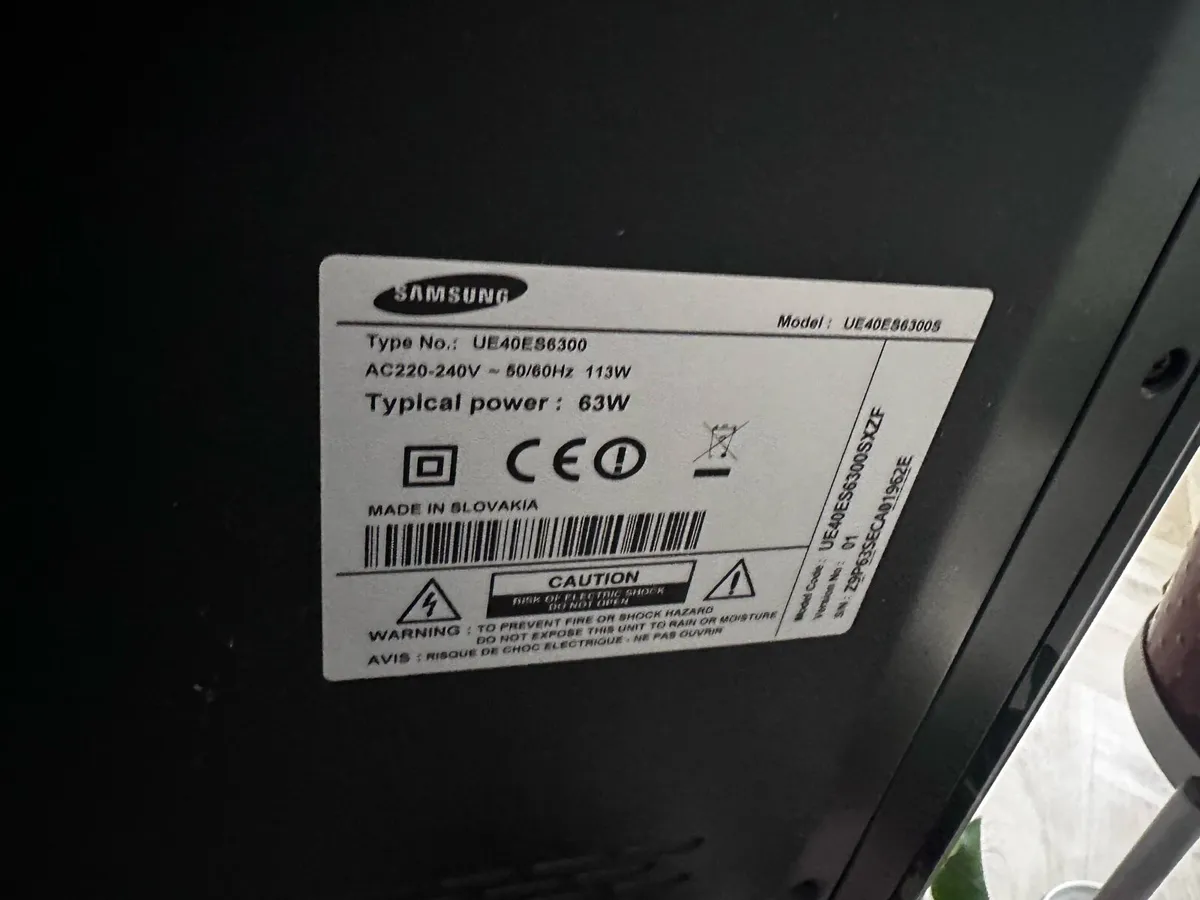 Samsung 40” Smart TV – UE40ES6300 - Image 3