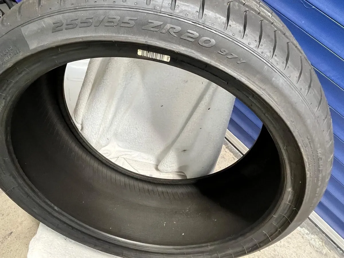 WHEELS - Image 2