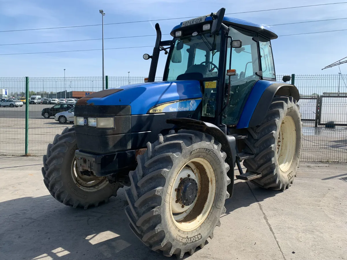 UNRESERVED 2007 NEW HOLLAND TM130 TRACTOR FOR AUCT - Image 1