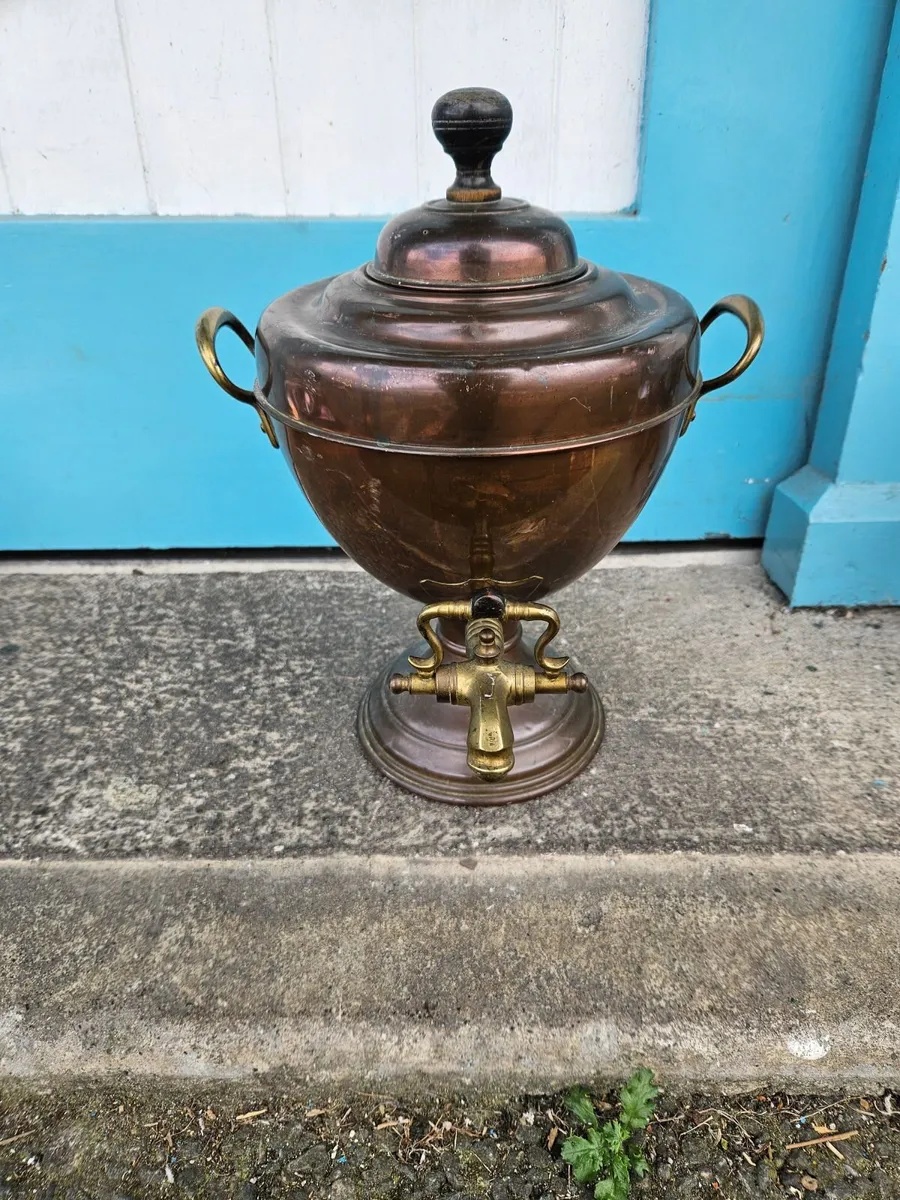 Vintage Copper Kettle Urn - Image 4